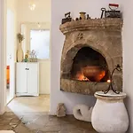 Oliveyard Stone Built House- With Pool Non Chlorin Willa