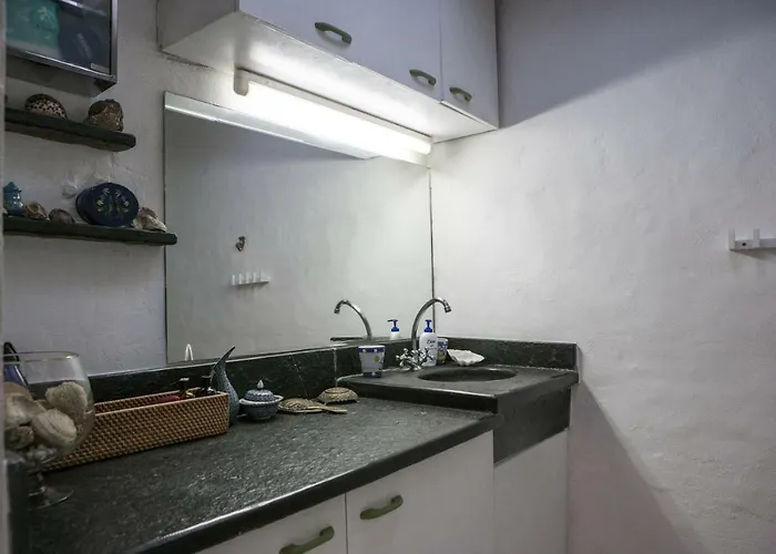 Oliveyard Stone Built House- With Pool Non Chlorin