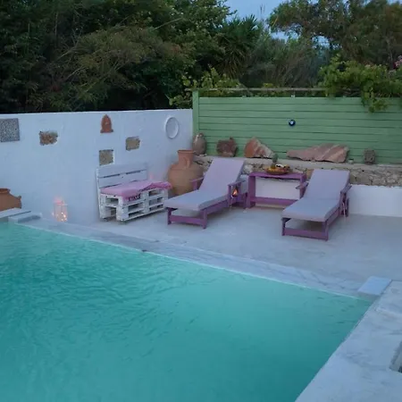 Oliveyard Stone Built House- With Pool Non Chlorin וילה *