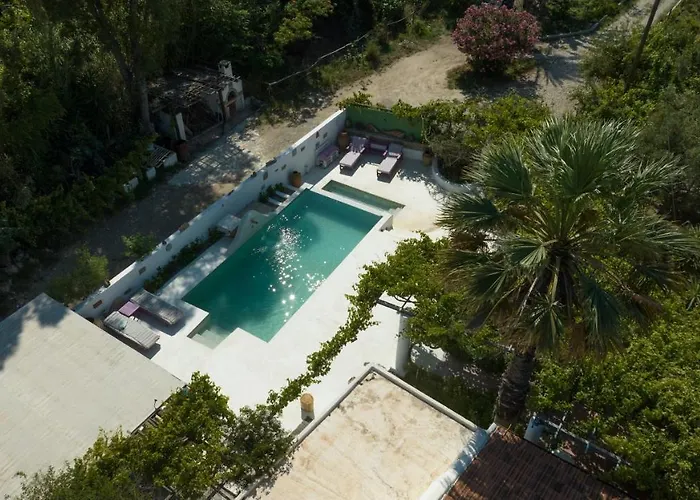 Villa Oliveyard Stone Built House- With Pool Non Chlorin